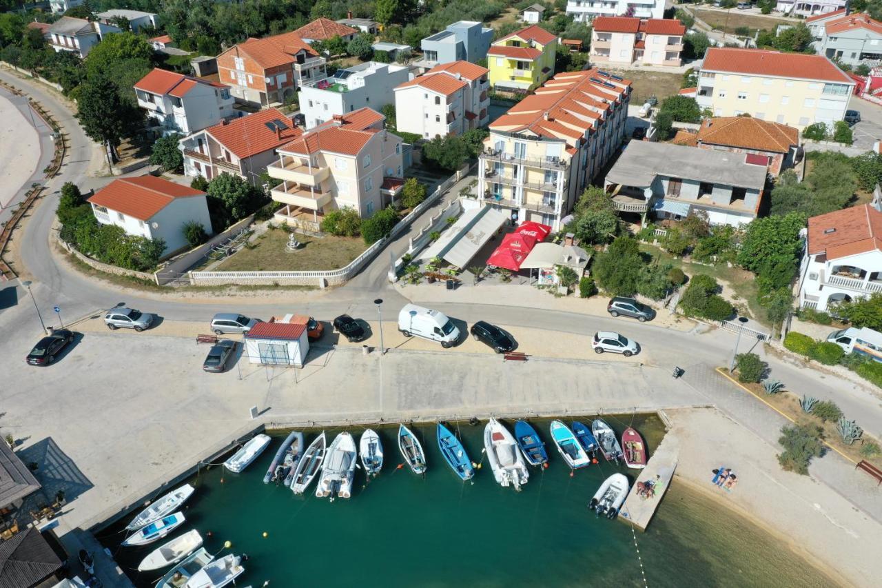 Hotel Beni Vrsi Exteriér fotografie